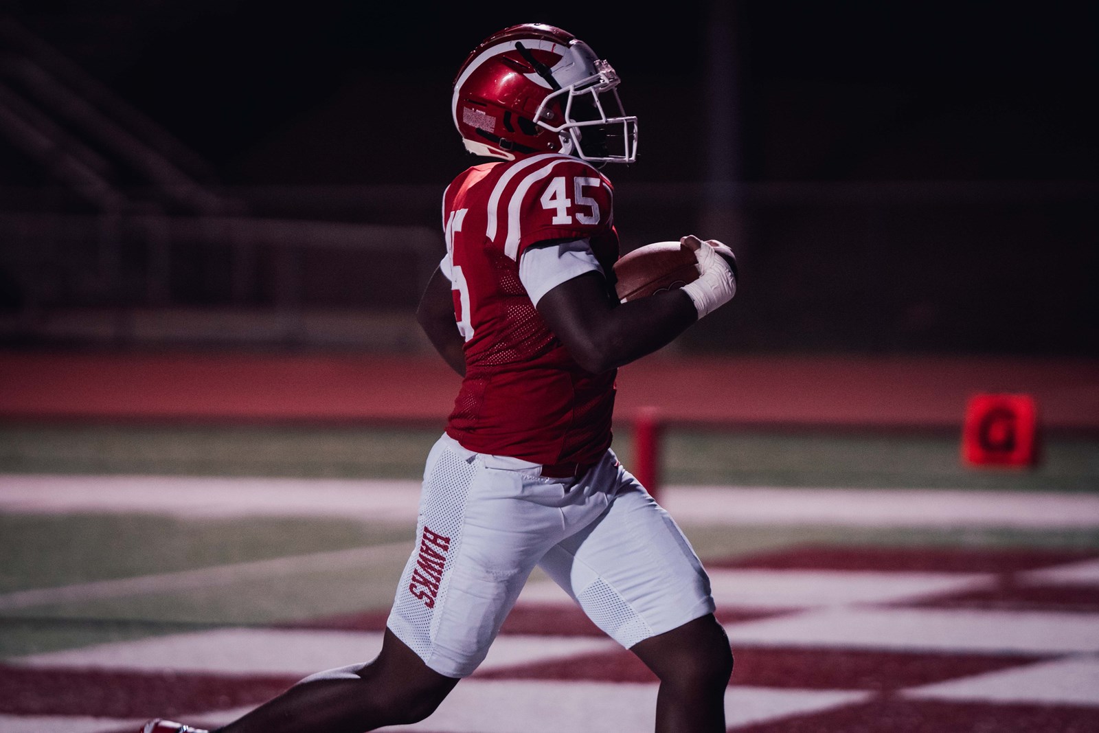 Hillgrove running back scores TD