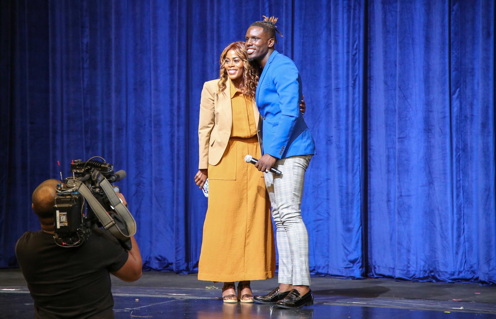 AI Winner Jamal Roberts visits CCCEPA