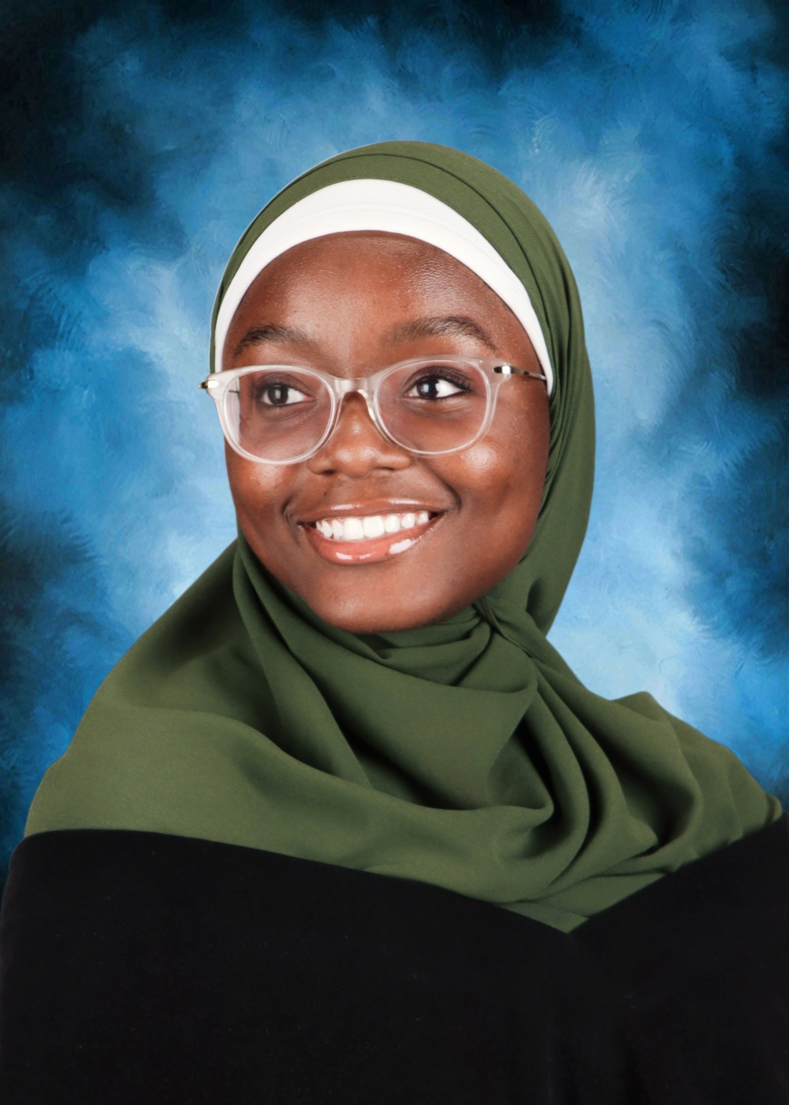 McEachern%20High%20School_Valedictorian_Haleeyah%20Adesina.jpg