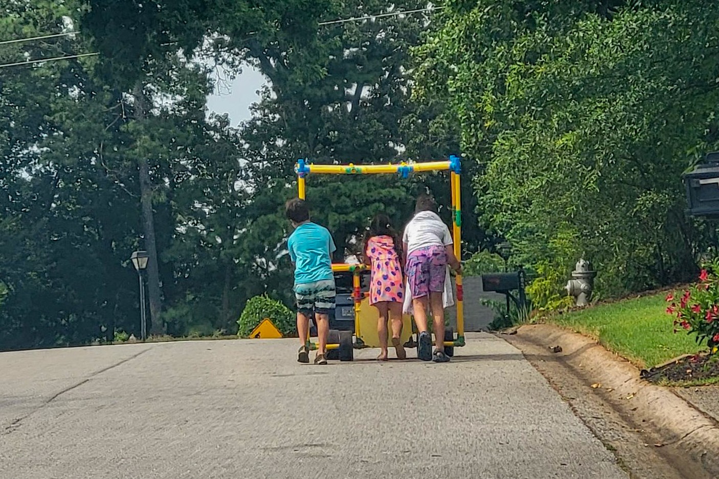 Sedalia Park Students with Lemonade Stand