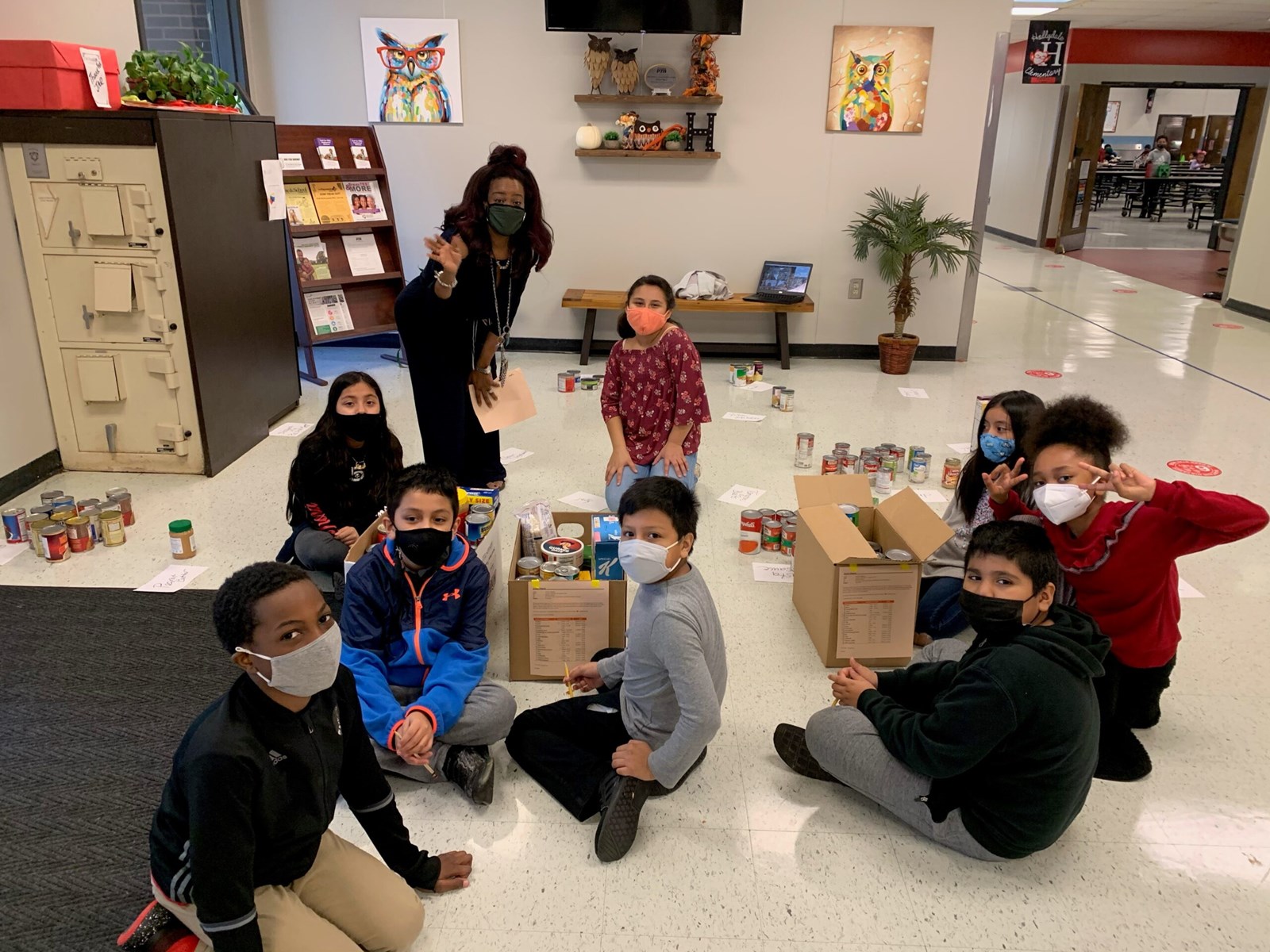 Thanks-for-Giving-Food-Drive-scaled.jpg