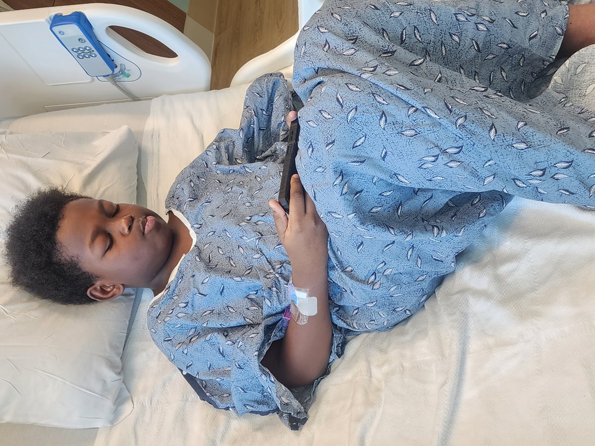 "We are Family" | Cobb Teacher Volunteers to Donate Kidney to Former Student