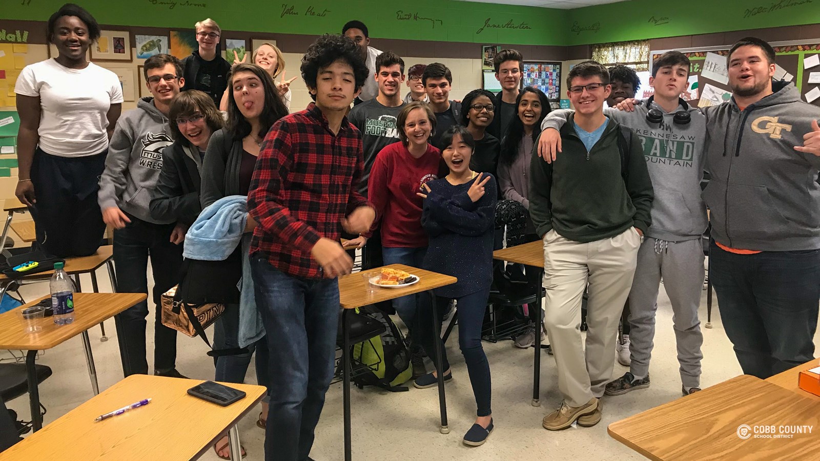 Jaquish and her class during her 2019 battle with breast cancer.