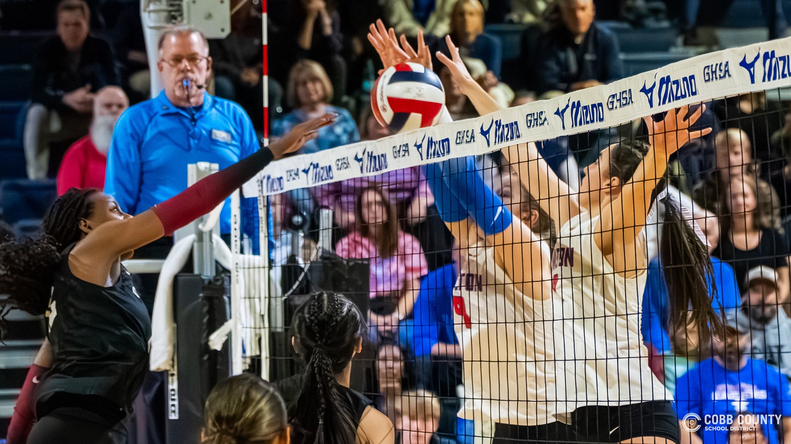 Walton blockers deny an Alpharetta attempt