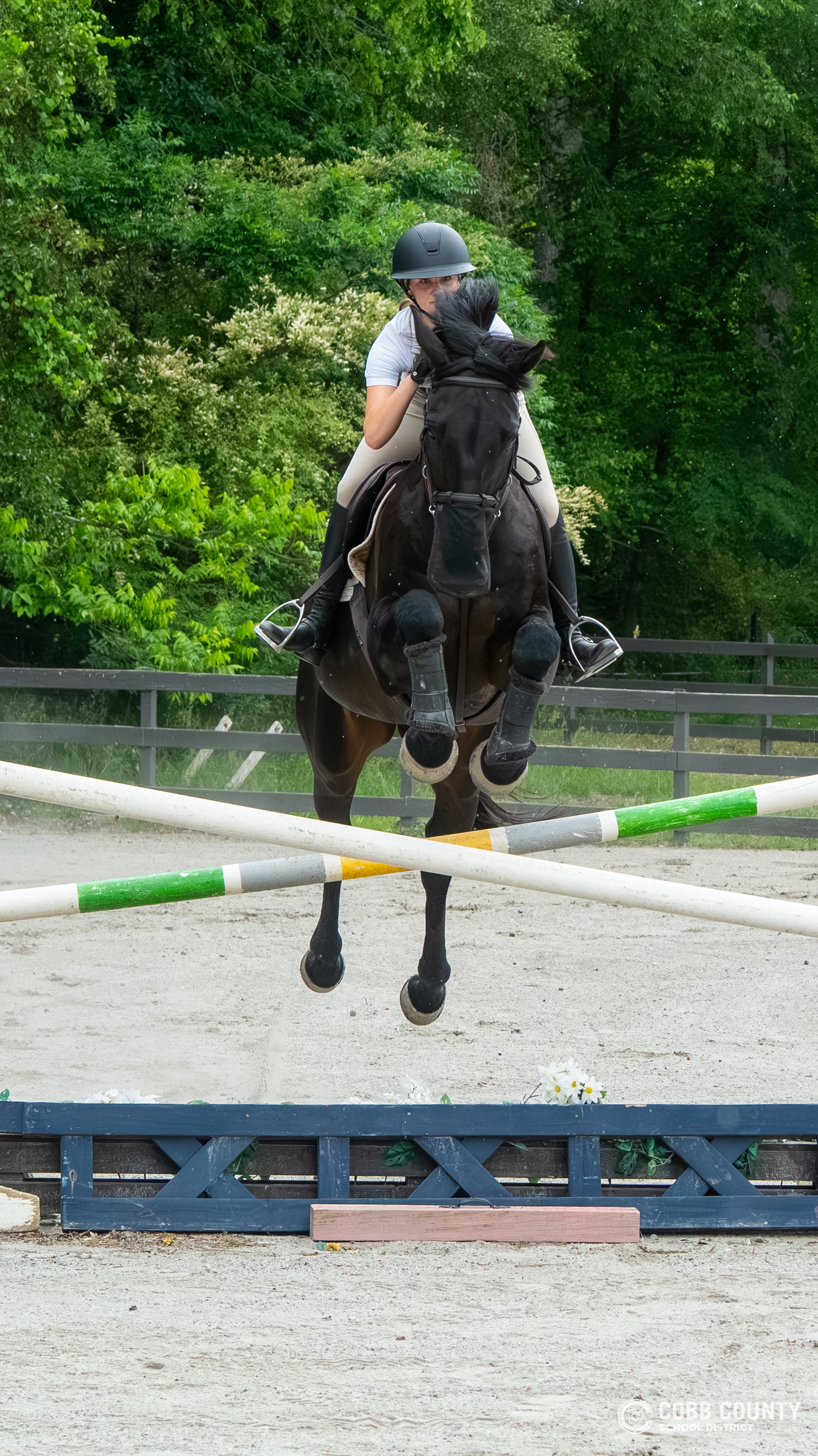Anna and Boo airborn