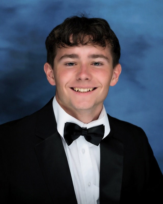 Harrison Valedictorian Payton Baker
