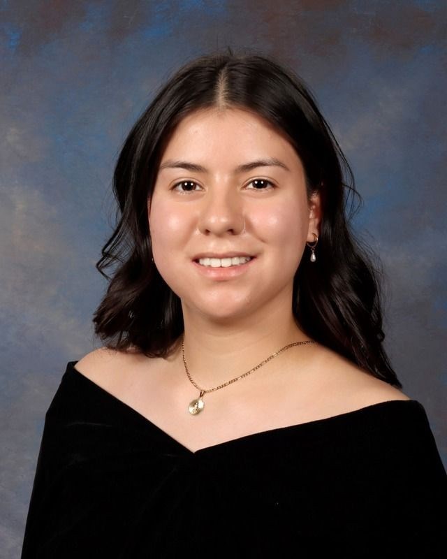 Osborne Valedictorian Estephanie Valenzuela