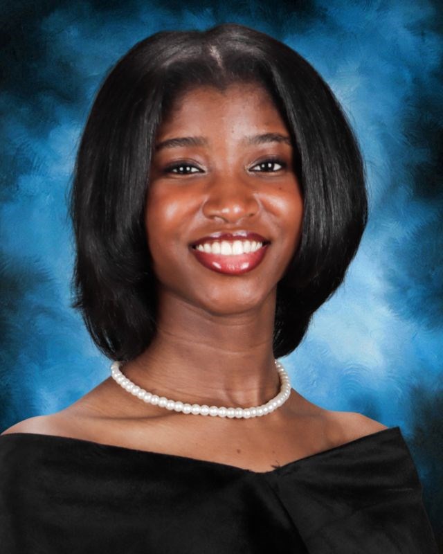 Pebblebrook Valedictorian Elayeh Thorpe