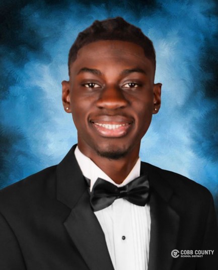 REACH Scholarship Sets up Pebblebrook Grads for Success!
