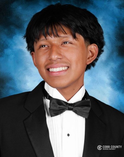 REACH Scholarship Sets up Pebblebrook Grads for Success!
