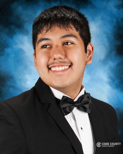 REACH Scholarship Sets up Pebblebrook Grads for Success!