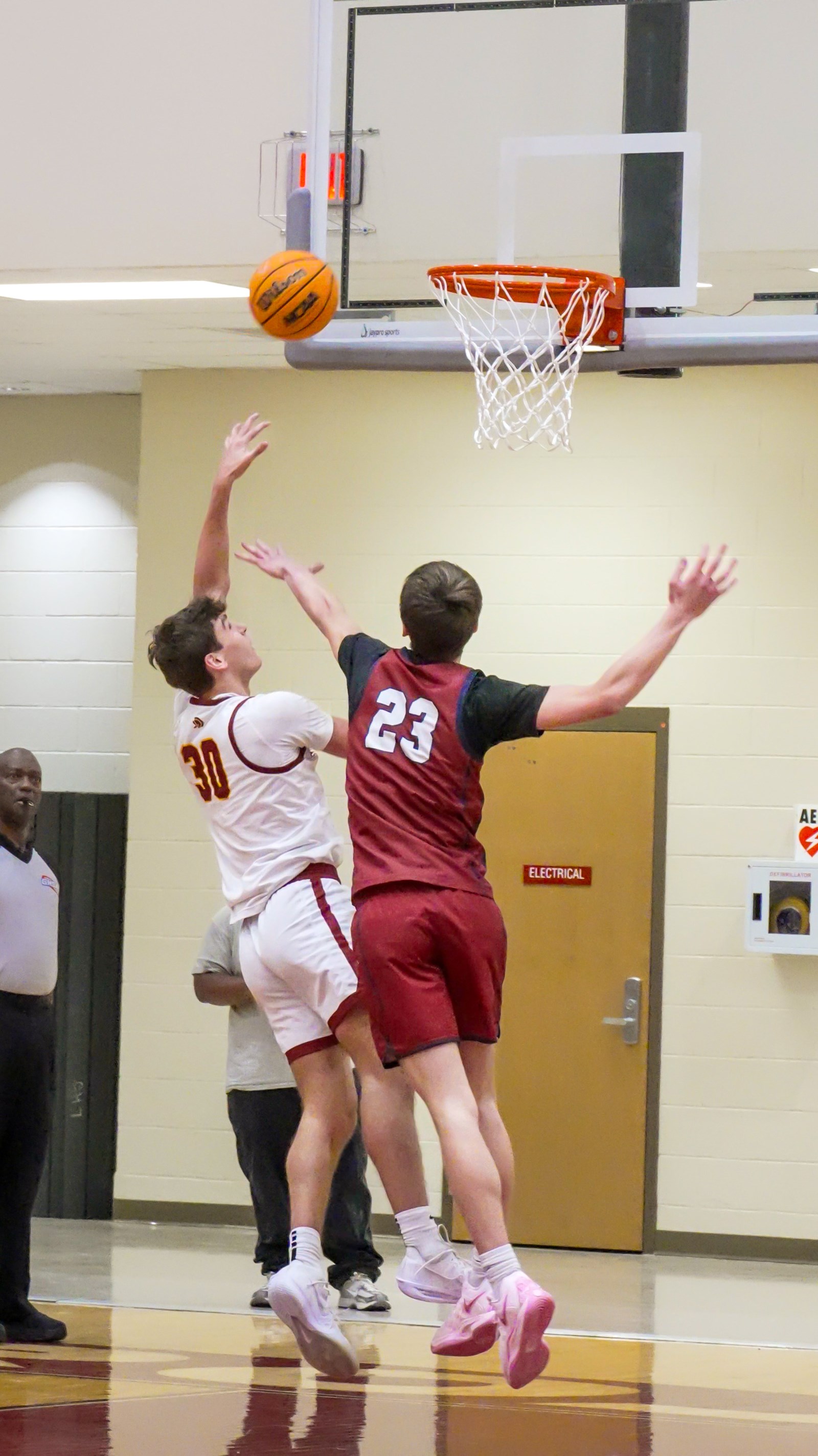 Lassiter's Will Griffis hoists up the baby hook shot