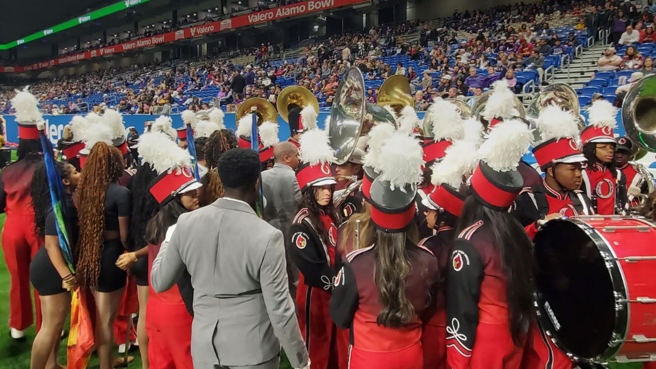 Osborne Marching Band Wins at Valero Alamo Bowl