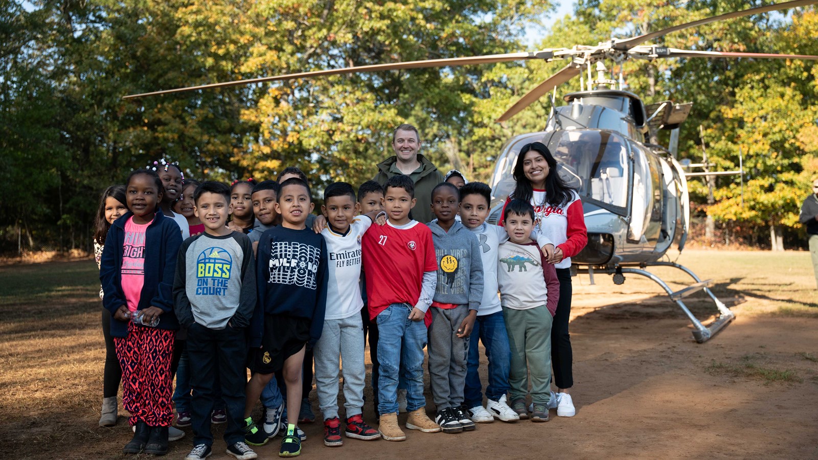 DEA visits Milford Elementary School during Red Ribbon Week