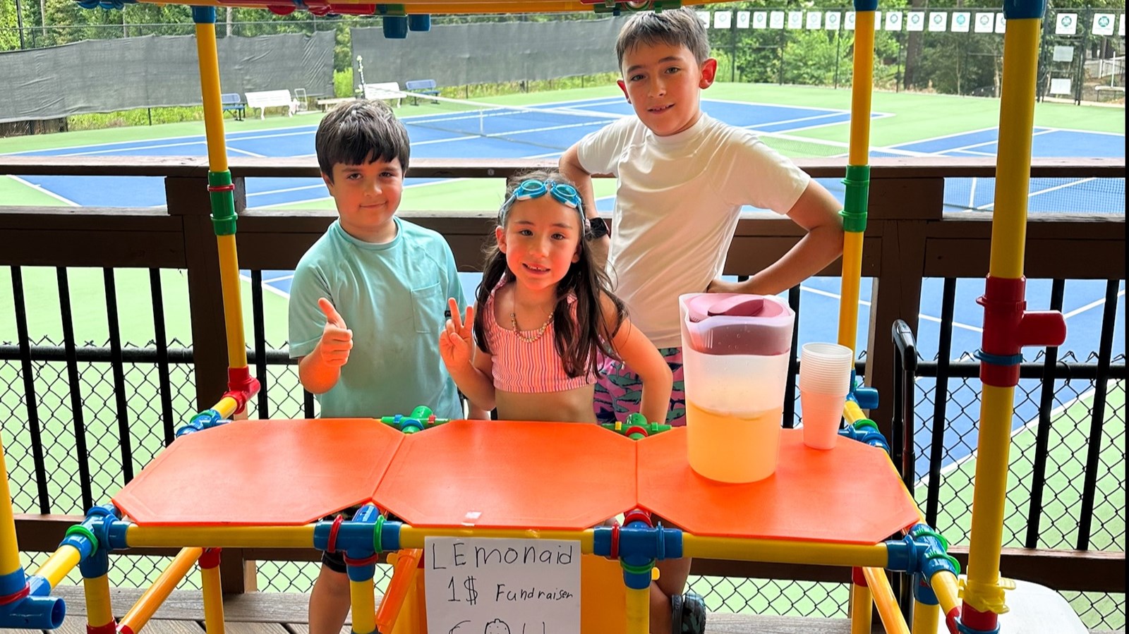 Sedalia Park Students with Lemonade Stand