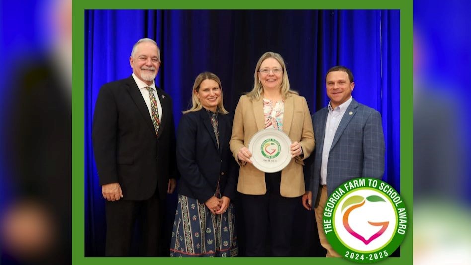Cobb Schools Recognized with Georgia Farm to School Award